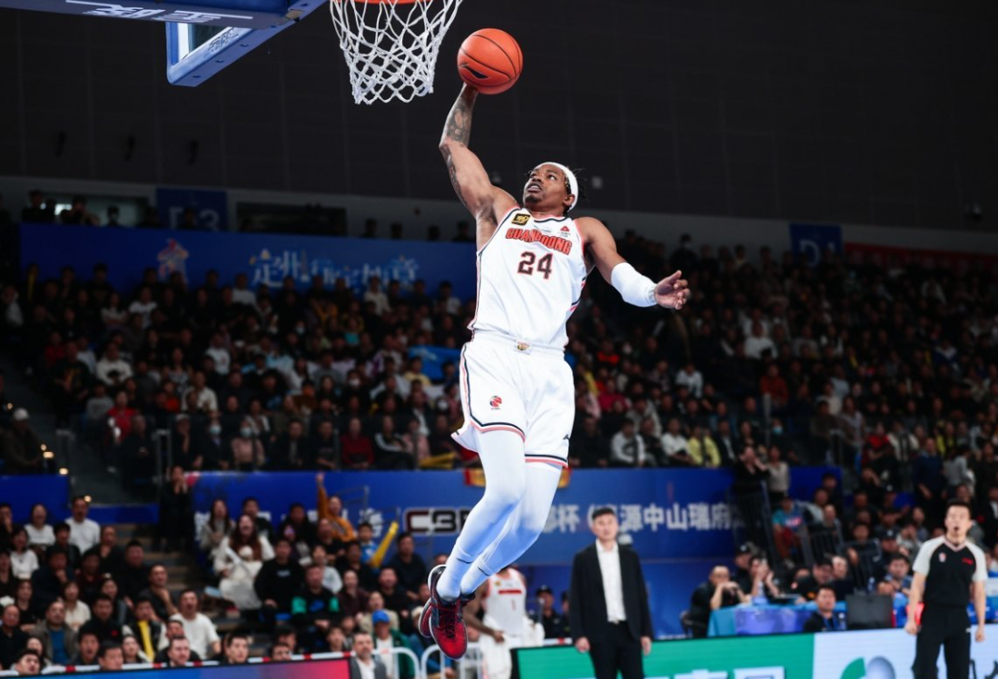 Yabo-广东宏远发布备战花絮,清晨复出首秀,国王杯任务艰巨,阵容厚度经受考验-Yabo